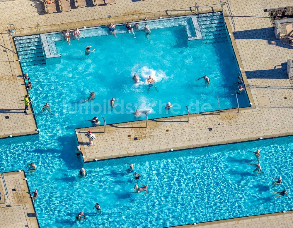 Werne aus der Vogelperspektive: Schwimmbecken des Freibades Solebad casa medici im Ortsteil Ruhr Metropolitan Area in Werne im Bundesland Nordrhein-Westfalen