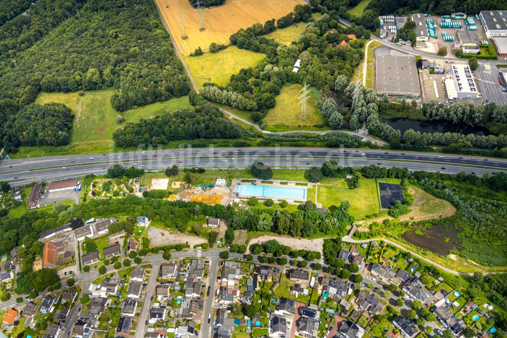 Luftbild Bottrop - Schwimmbecken des Freibades Stenkhoff-Bad an der Stenkhoffstraße in Bottrop im Bundesland Nordrhein-Westfalen, Deutschland