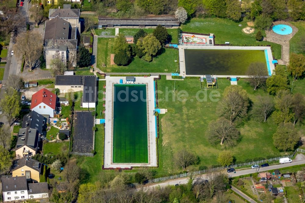 Bochum aus der Vogelperspektive: Schwimmbecken des Freibades WasserWelten Bochum Werne im Ortsteil Werne in Bochum im Bundesland Nordrhein-Westfalen, Deutschland