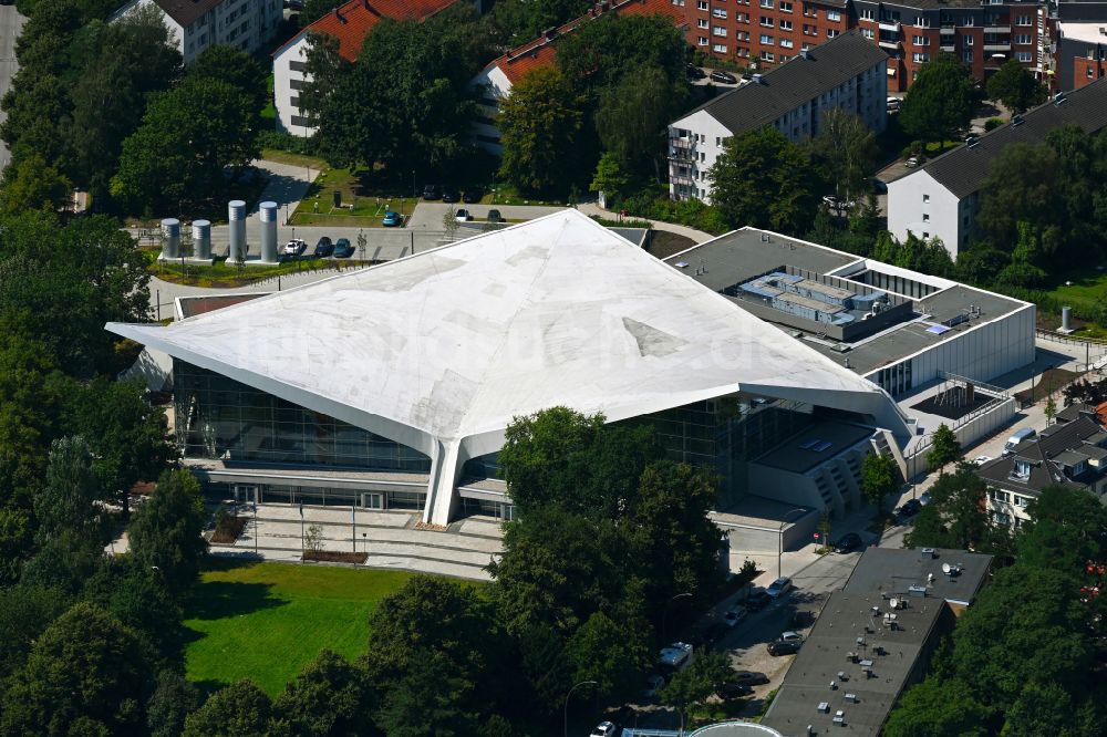 Hamburg von oben - Schwimmhalle Alster-Schwimmhalle im Ortsteil Hohenfelde in Hamburg, Deutschland