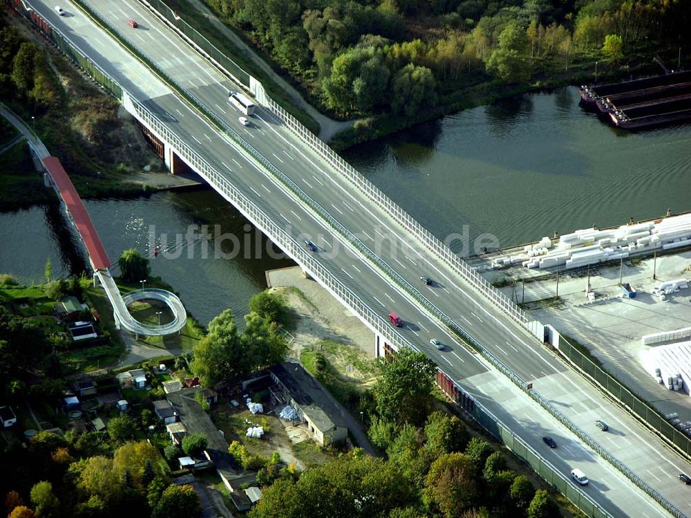 Berlin von oben - südliches Autobahndreieck des Berliner Rings