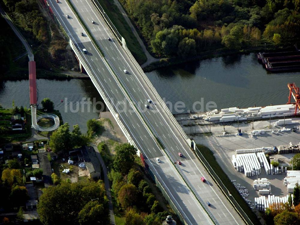 Berlin aus der Vogelperspektive: südliches Autobahndreieck des Berliner Rings