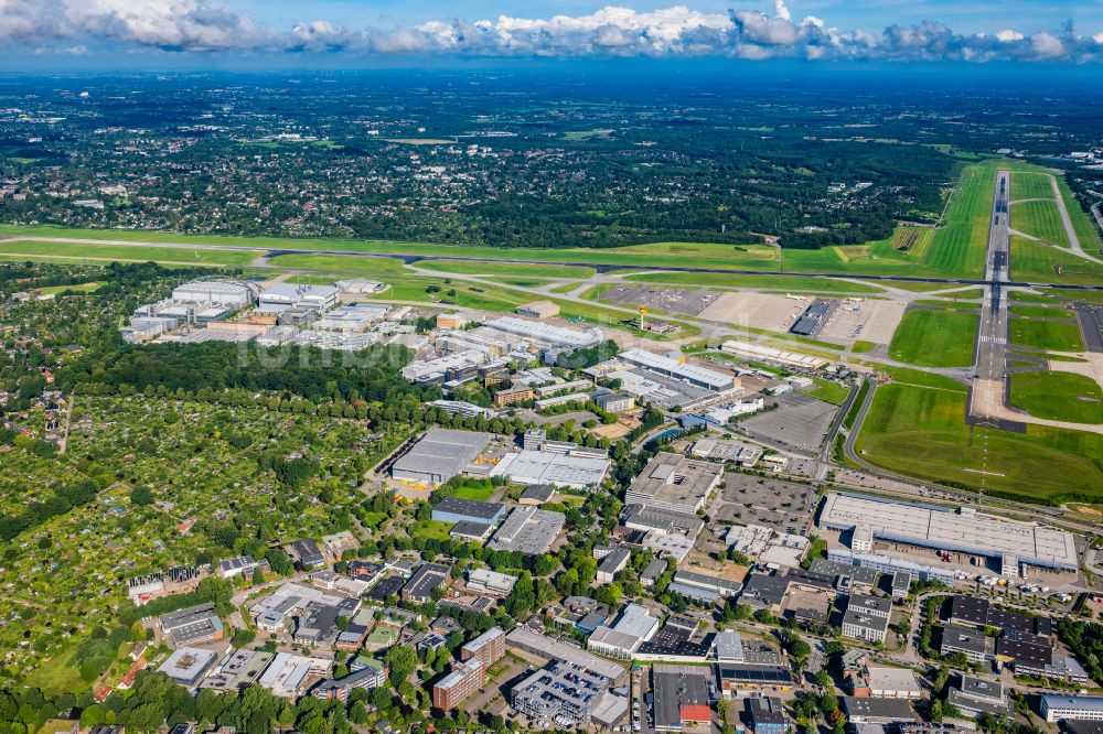 Hamburg aus der Vogelperspektive: Südliches Gewerbegebiet Flughafen Fuhlsbüttel in Hamburg, Deutschland