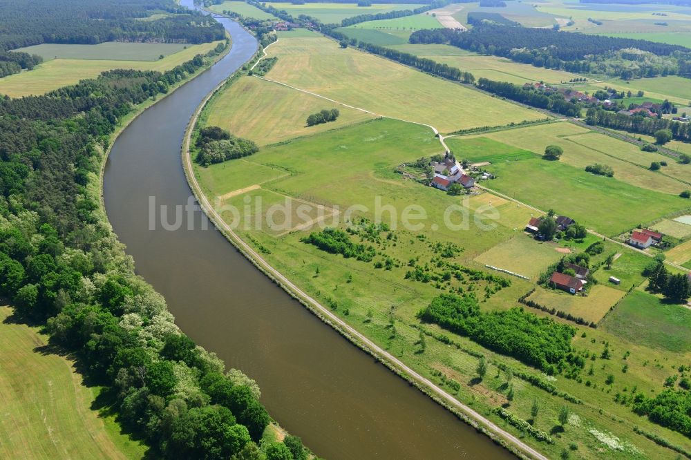 Kade OT Kader Schleuse aus der Vogelperspektive: Südufer Elbe-Havel-Kana Einstich Bliecke bis Kade im Bundesland Sachsen-Anhalt