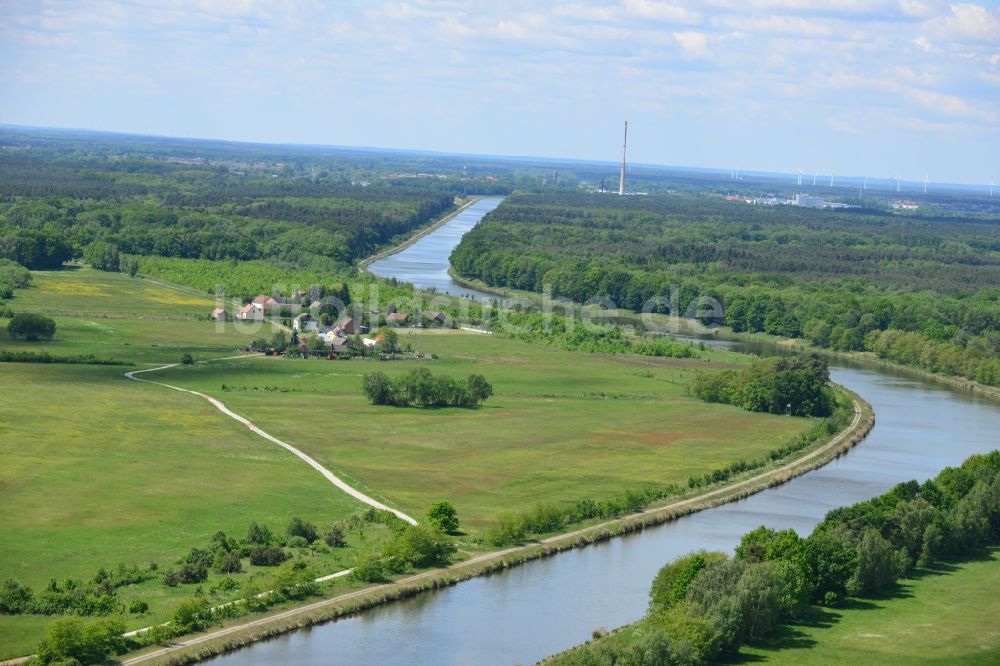 Luftbild Kade OT Kader Schleuse - Südufer Elbe-Havel-Kanal Einstich Bliecke bis Kade im Bundesland Sachsen-Anhalt