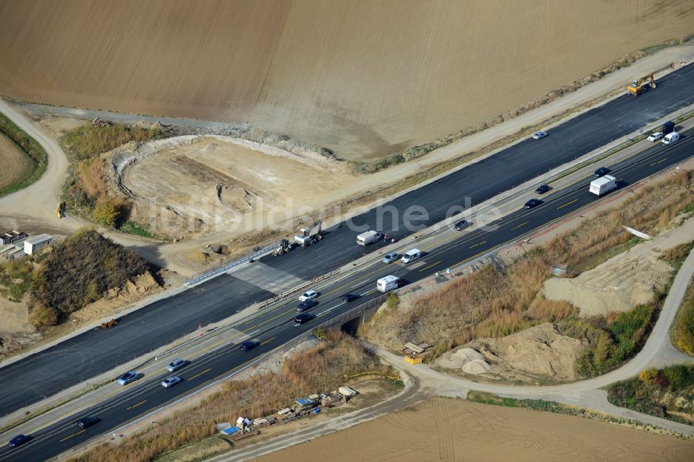 Bockenem aus der Vogelperspektive: Sechsstreifiger Ausbau der Bundesautobahn BAB A7 bei Bockenem im Bundesland Niedersachsen