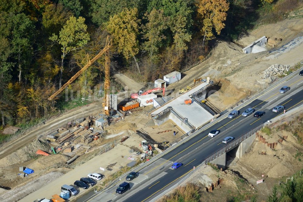 Wohldenberg von oben - Sechsstreifiger Ausbau der Bundesautobahn BAB A7 bei Wohldenberg im Bundesland Niedersachsen