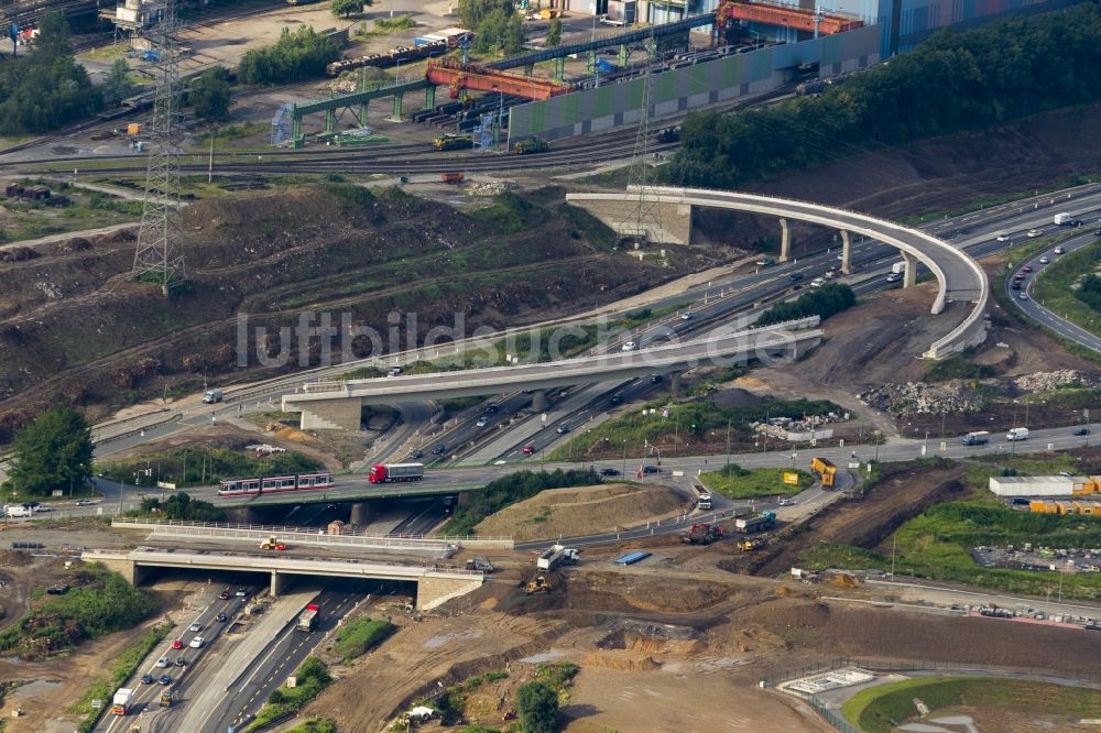 Luftbild Bochum OT Stahlhausen - Sechsstreifiger Ausbau der A40 zwischen den Anschlussstellen Gelsenkirchen und Bochum-Stahlhausen