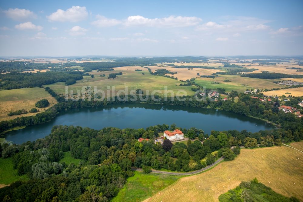 Schorssow aus der Vogelperspektive: See Haussee in Schorssow im Bundesland Mecklenburg-Vorpommern