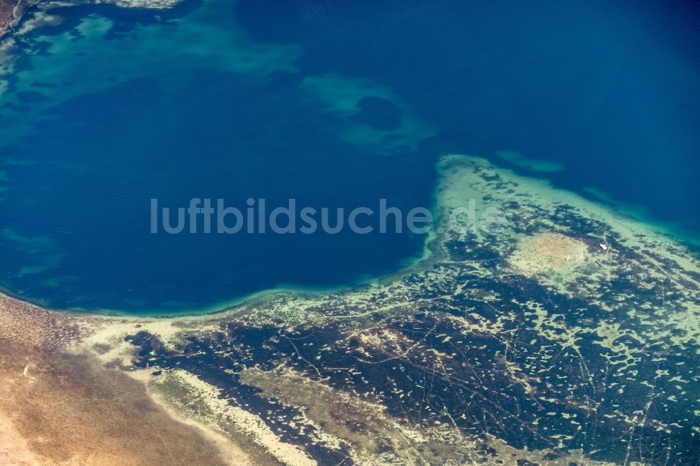 Reichenau aus der Vogelperspektive: See- Insel auf dem Bodensee in Reichenau im Bundesland Baden-Württemberg, Deutschland