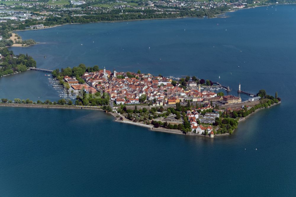 Luftbild Lindau (Bodensee) - See- Insel Lindau in Lindau (Bodensee) im Bundesland Bayern, Deutschland