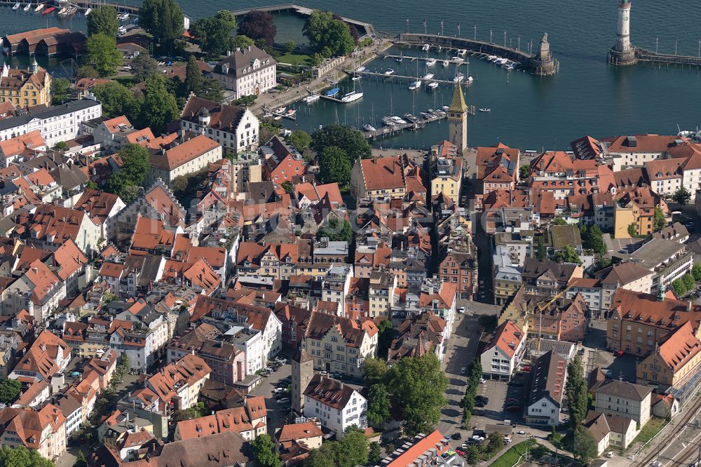 Luftbild Lindau (Bodensee) - See- Insel Lindau in Lindau (Bodensee) im Bundesland Bayern, Deutschland