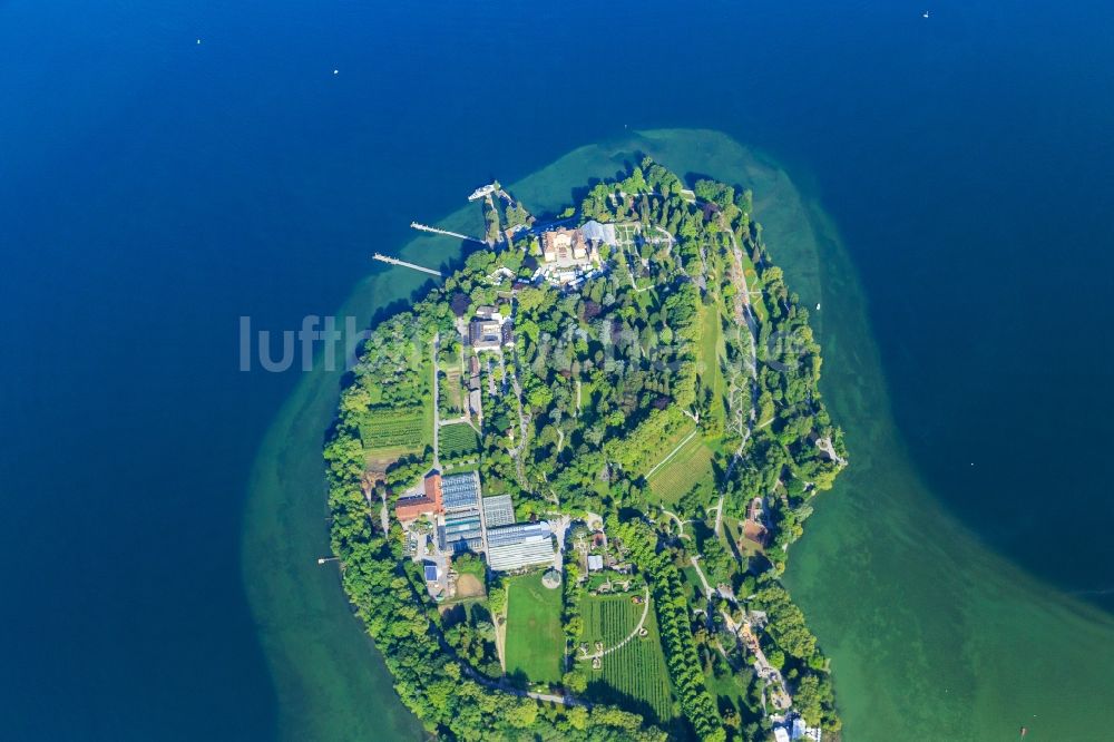 Luftbild Konstanz - See- Insel Mainau auf dem Bodensee in Konstanz im Bundesland Baden-Württemberg, Deutschland