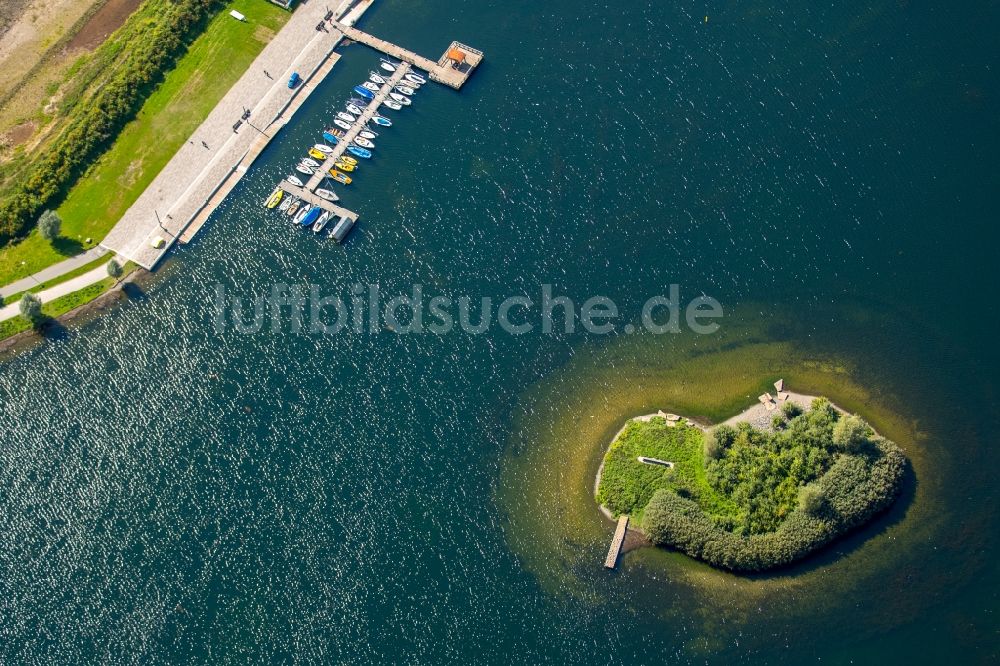 Dortmund von oben - See- Insel auf dem Phoenix See in Dortmund im Bundesland Nordrhein-Westfalen