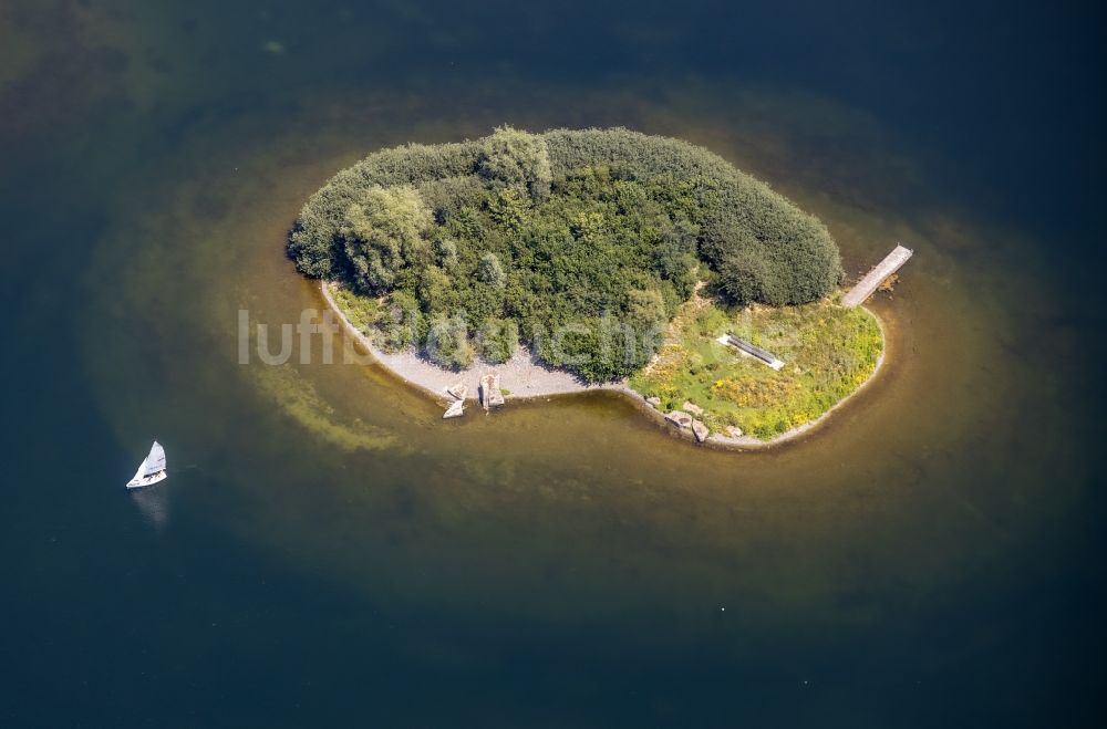 Luftaufnahme Dortmund - See- Insel auf dem Phoenix See im Ortsteil Hörde in Dortmund im Bundesland Nordrhein-Westfalen, Deutschland