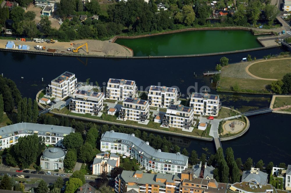 Berlin von oben - See- Insel auf dem Tegeler See im Stadtteil Reinickendorf in Berlin