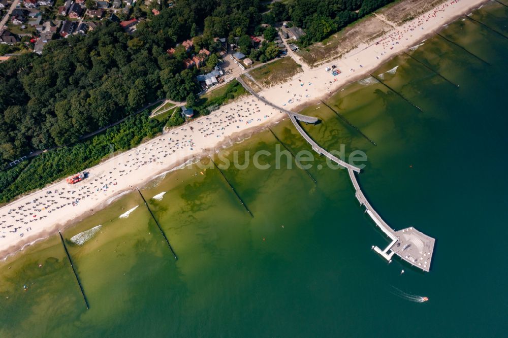 Koserow aus der Vogelperspektive: Seebrücke in Koserow im Bundesland Mecklenburg-Vorpommern, Deutschland