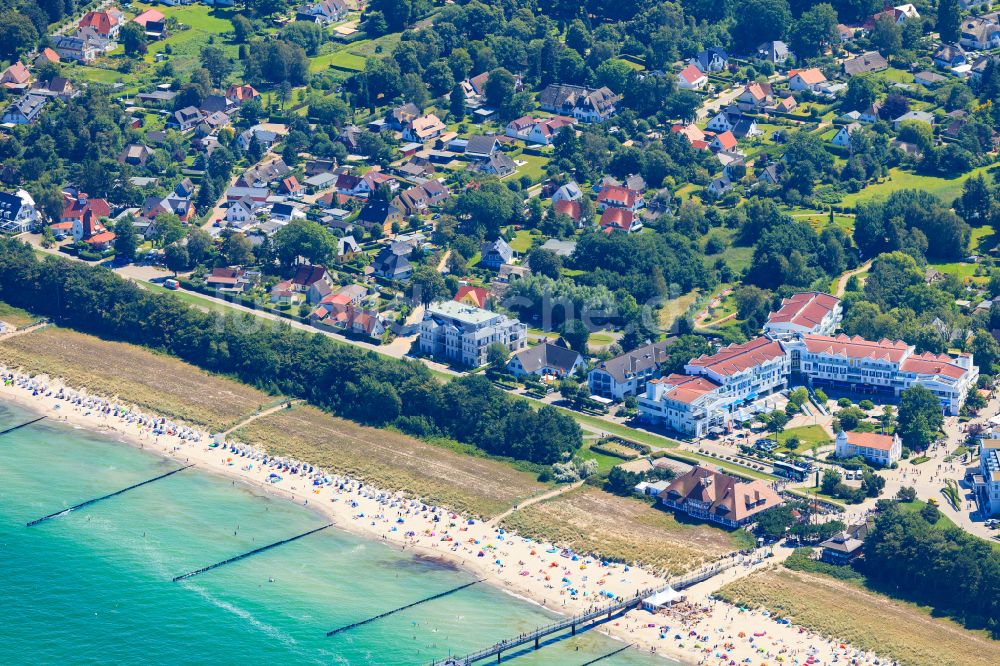 Luftbild Zingst - Seebrücke am Sandstrand der Ostsee in Zingst im Bundesland Mecklenburg-Vorpommern, Deutschland