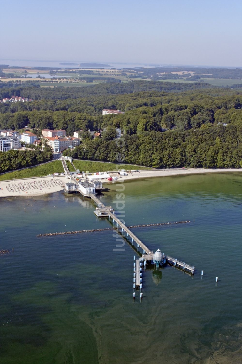 Sellin aus der Vogelperspektive: Seebrücke in Sellin im Bundesland Mecklenburg-Vorpommern