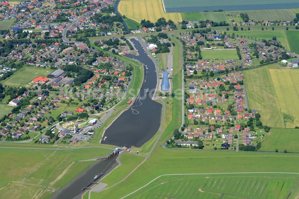 Friedrichskoog aus der Vogelperspektive: Seehundstation Friedrichskoog e.V. An der Seeschleuse in Friedrichskoog im Bundesland Schleswig-Holstein