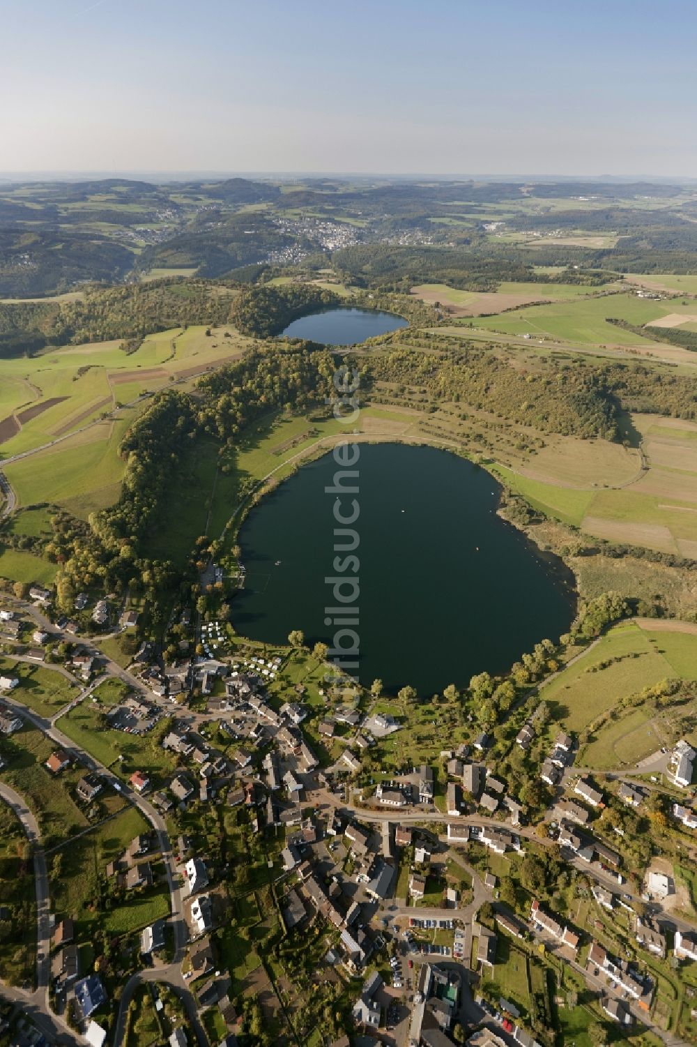 Luftbild Schalkenmehren - Seelandschaft Dauner Maare in Schalkenmehren im Bundesland Rheinland-Pfalz