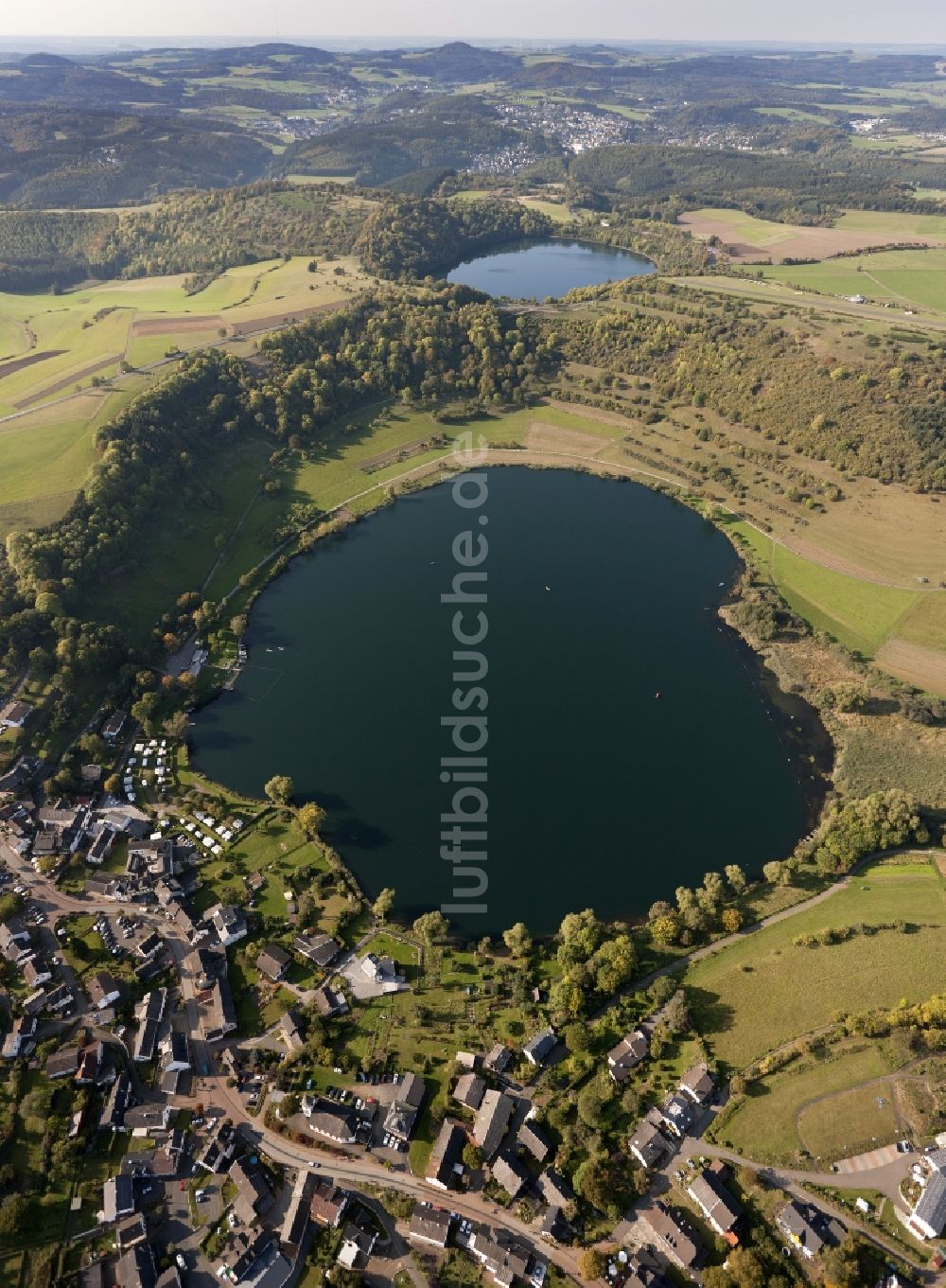 Schalkenmehren von oben - Seelandschaft Dauner Maare in Schalkenmehren im Bundesland Rheinland-Pfalz