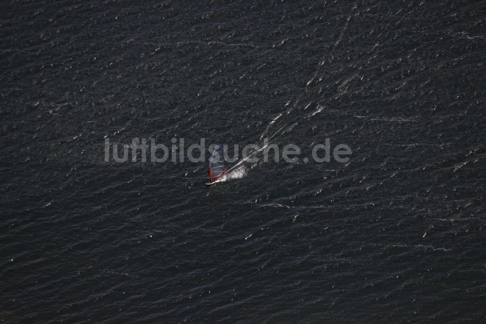 Wolchowsee aus der Vogelperspektive: Seen- Kette und Uferbereiche des Sees Großer Schauener See im Ortsteil Groß Schauen in Wolchowsee im Bundesland Brandenburg