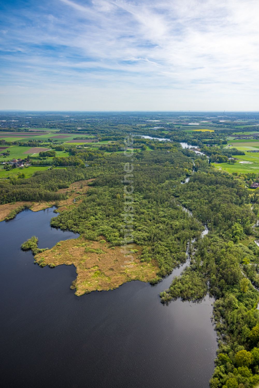 Luftaufnahme Nettetal - Seen- Kette und Uferbereiche des Sees Großer De Wittsee - Krickenbecker Seen in Nettetal im Bundesland Nordrhein-Westfalen, Deutschland