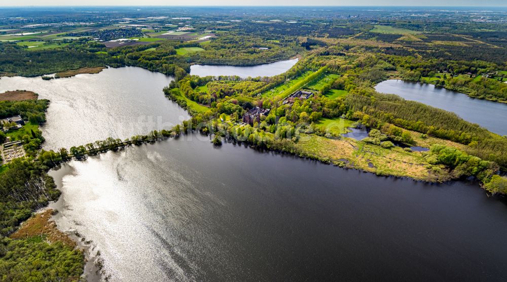 Nettetal von oben - Seen- Kette und Uferbereiche des Sees Großer De Wittsee - Krickenbecker Seen in Nettetal im Bundesland Nordrhein-Westfalen, Deutschland