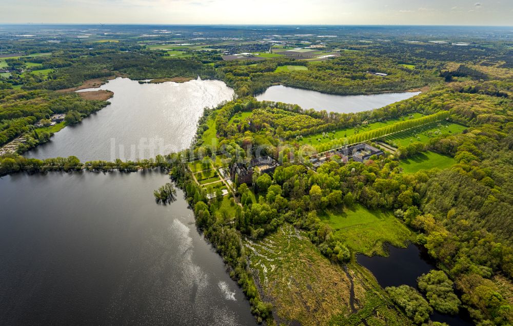 Luftaufnahme Nettetal - Seen- Kette und Uferbereiche des Sees Großer De Wittsee - Krickenbecker Seen in Nettetal im Bundesland Nordrhein-Westfalen, Deutschland