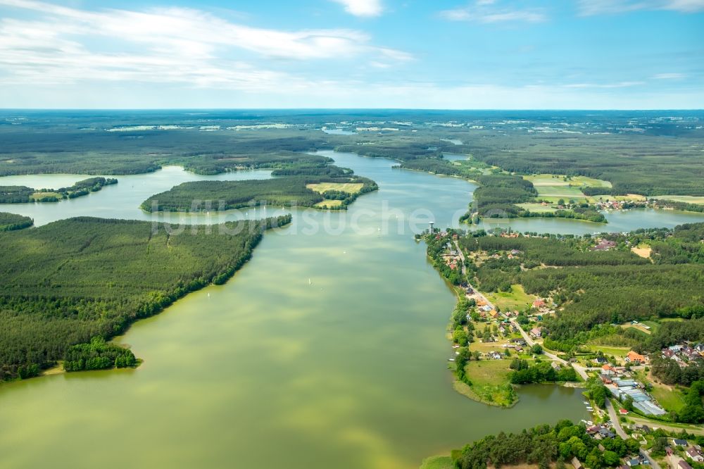 Luftaufnahme Wdzydze Kiszewskie - Seen- Kette und Uferbereiche des Sees Jezioro Golun in Wdzydze Kiszewskie in Pomorskie, Polen