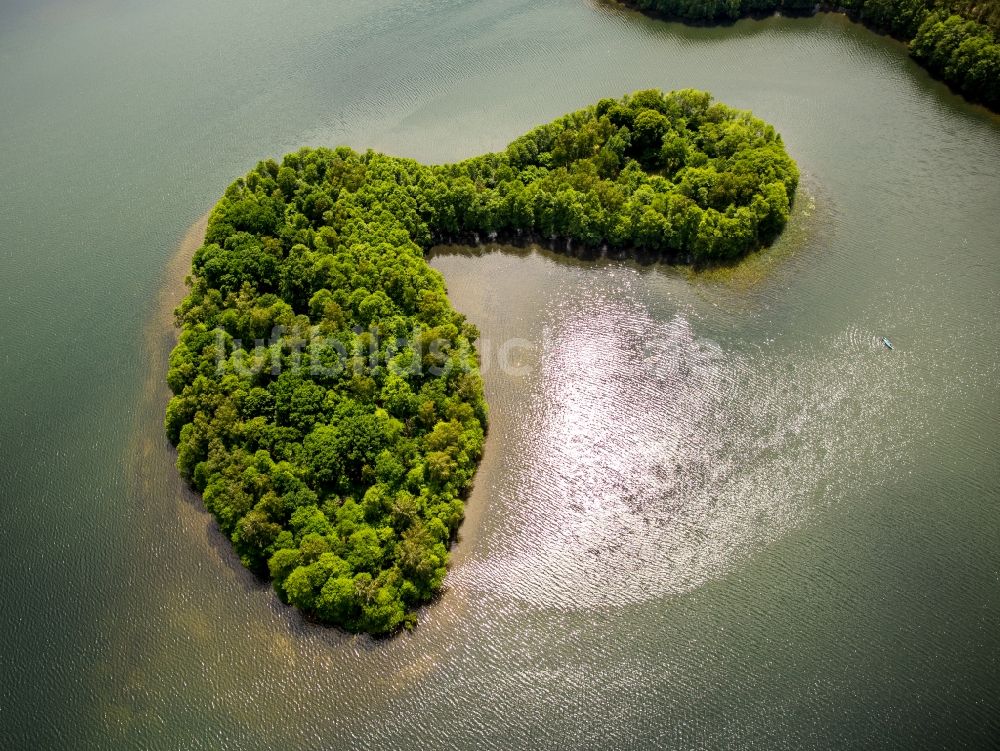 Luftbild Zakowo - Seen- Kette und Uferbereiche in Zakowo in pomorskie, Polen