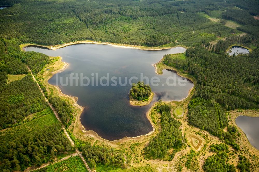 Luftaufnahme Zakowo - Seen- Kette und Uferbereiche in Zakowo in pomorskie, Polen