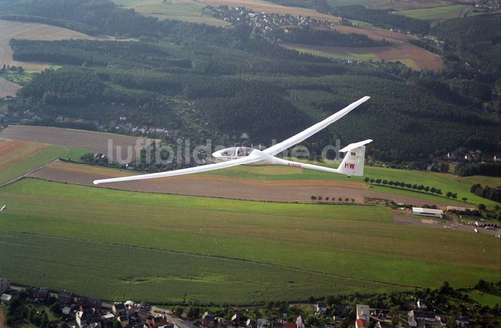 Greiz / Sachsen von oben - Segelflug mit dem ASH 25 über Greiz und dem Flugplatz Greiz