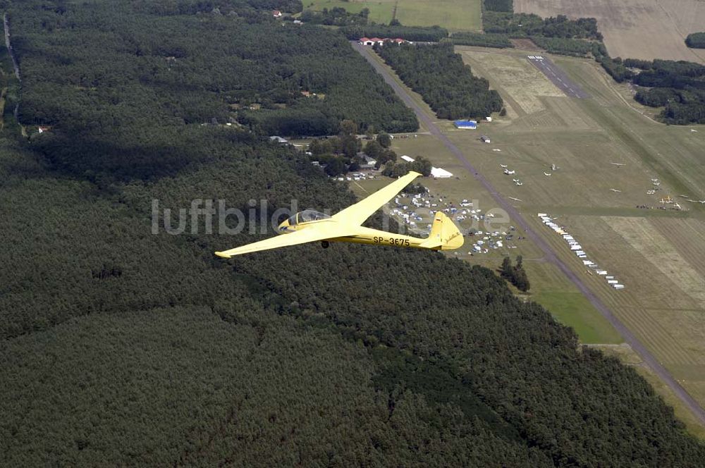 Eggersdorf / BRB von oben - Segelflug über Eggersdorf in Brandenburg