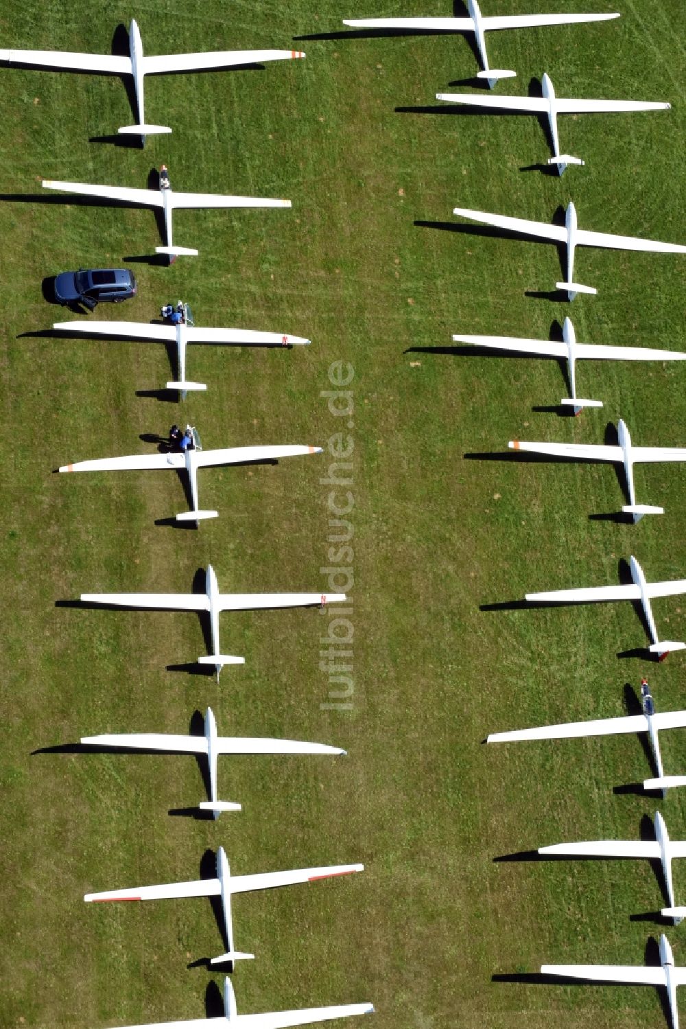 Kamenz von oben - Segelflug- Gelände auf dem Flugplatz in Kamenz im Bundesland Sachsen