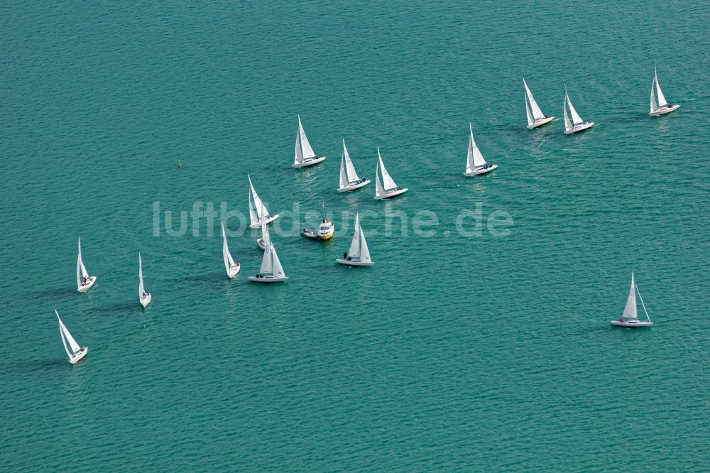 Luftbild Münsing - Segelregatta mit H-Booten auf dem Starnberger See nahe Ammerland im Bundesland Bayern