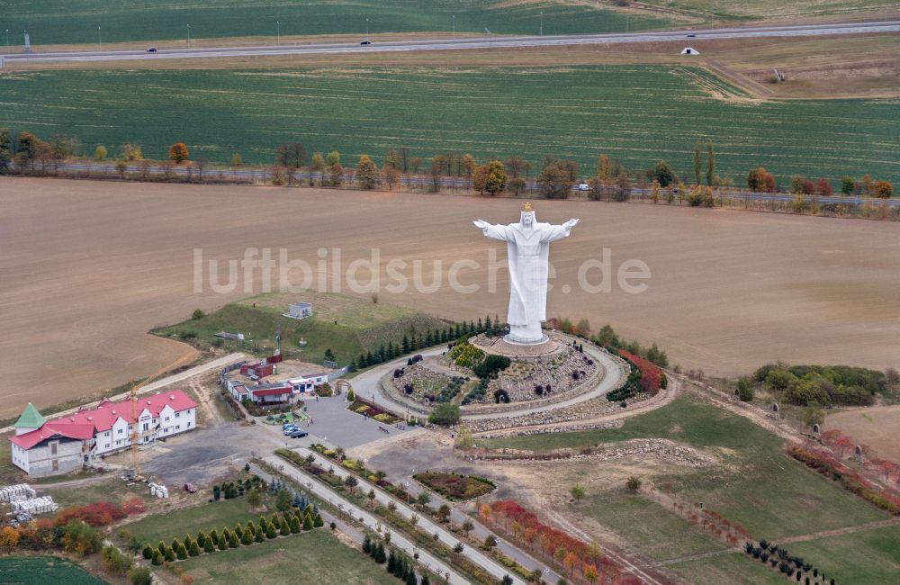 Swiebodzin - Schwiebus von oben - Sehenswürdigkeit Christus König Statue in Swiebodzin - Schwiebus in Lubuskie Lebus, Polen