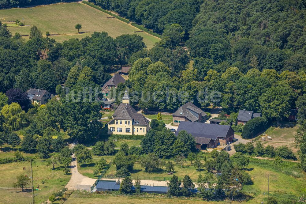 Luftaufnahme Drevenack - Sehenswürdigkeit ehemaliger Rittersitz Haus Schwarzenstein in Drevenack im Bundesland Nordrhein-Westfalen, Deutschland