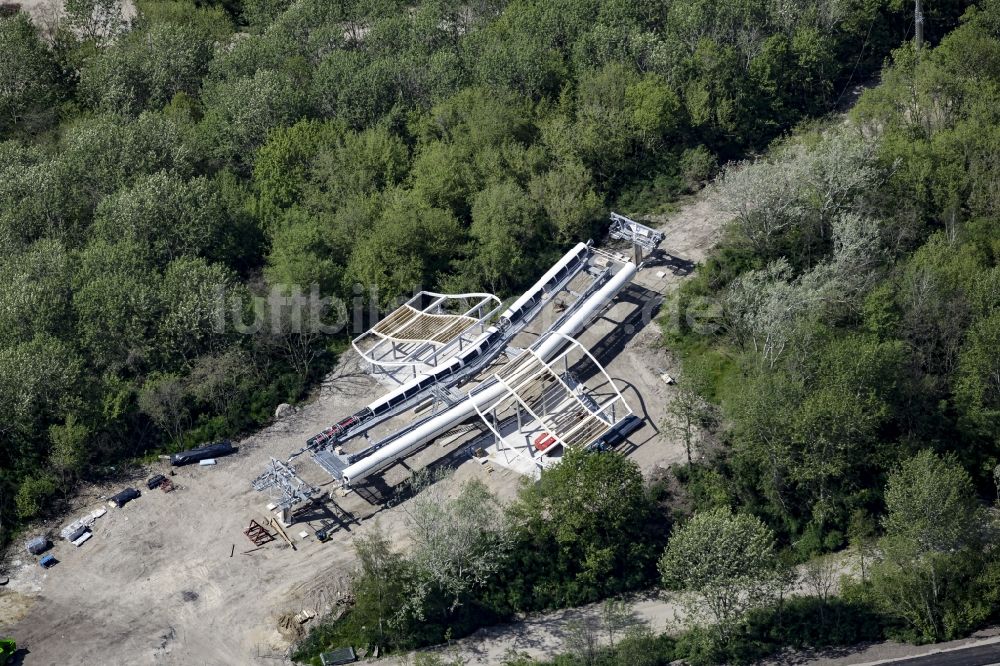 Luftbild Berlin - Seilbahnstation und Bauarbeiten auf dem Kienberg am Gelände der Internationalen Gartenausstellung IGA 2017 im Bezirk Marzahn-Hellersdorf in Berlin