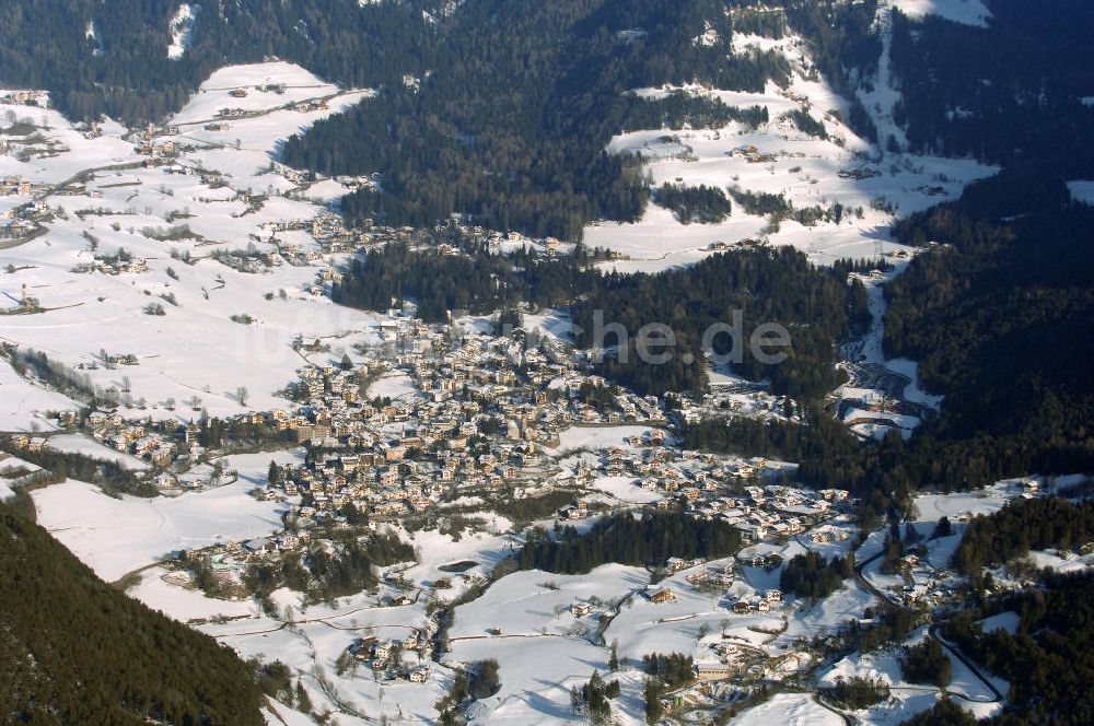 Luftaufnahme Seis - Seis am Schlern (Siusi allo Sciliar) in Kastelruth (Castelrotto) in Italien