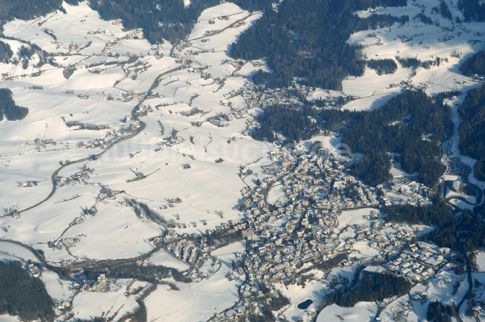 Luftaufnahme Seis - Seis am Schlern (Siusi allo Sciliar) in Kastelruth (Castelrotto) in Italien