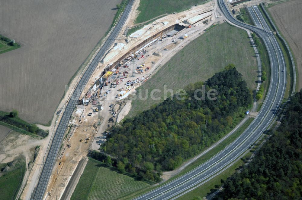 SELCHOW aus der Vogelperspektive: Selchower Kurve der Deutschen Bahn beim Anschluß des Flughafens Schönefeld BBI