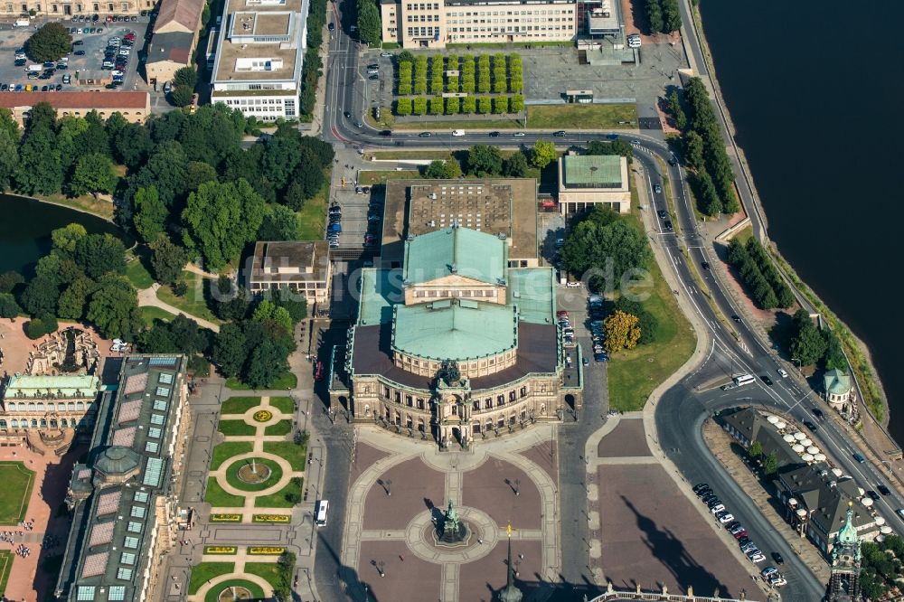 Luftbild Dresden - Semperoper in Dresden im Bundesland Sachsen