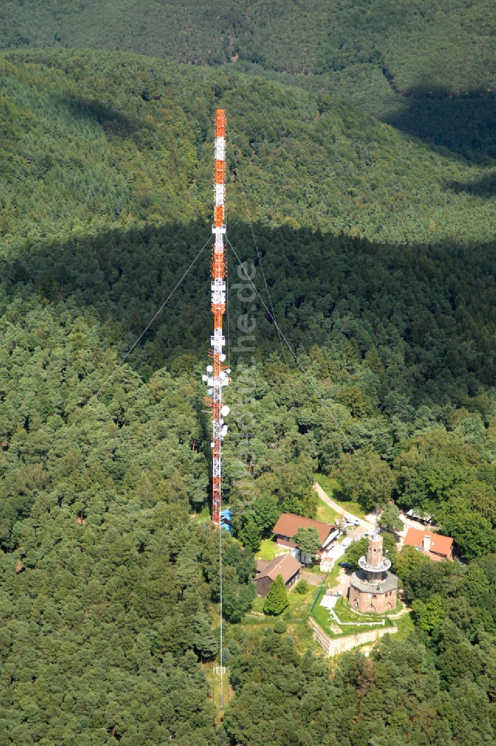 Luftaufnahme Neustadt an der Weinstrasse - Sendemast bei Neustadt an der Weinstrasse