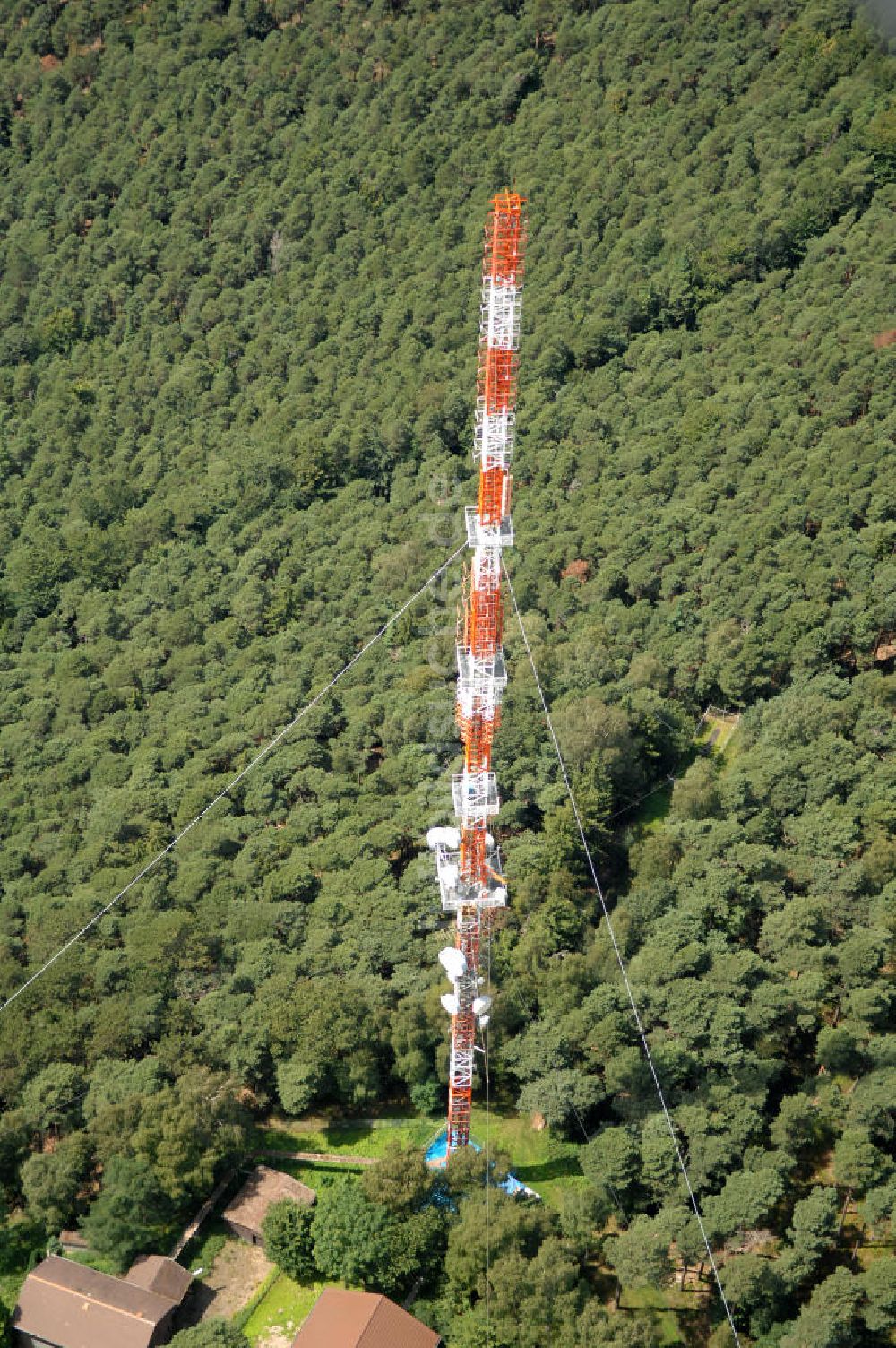 Luftbild Neustadt an der Weinstrasse - Sendemast bei Neustadt an der Weinstrasse