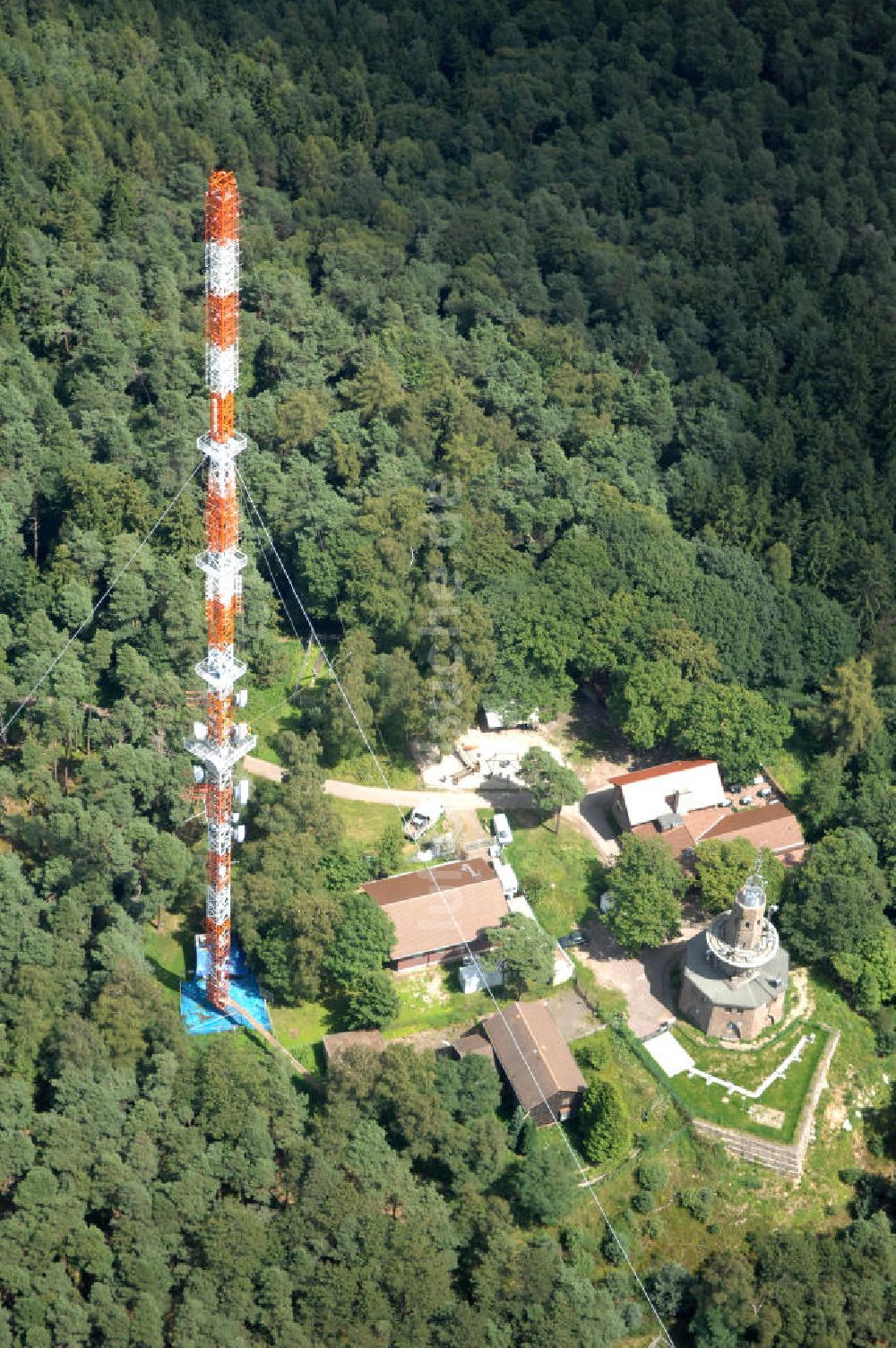 Neustadt an der Weinstrasse aus der Vogelperspektive: Sendemast bei Neustadt an der Weinstrasse