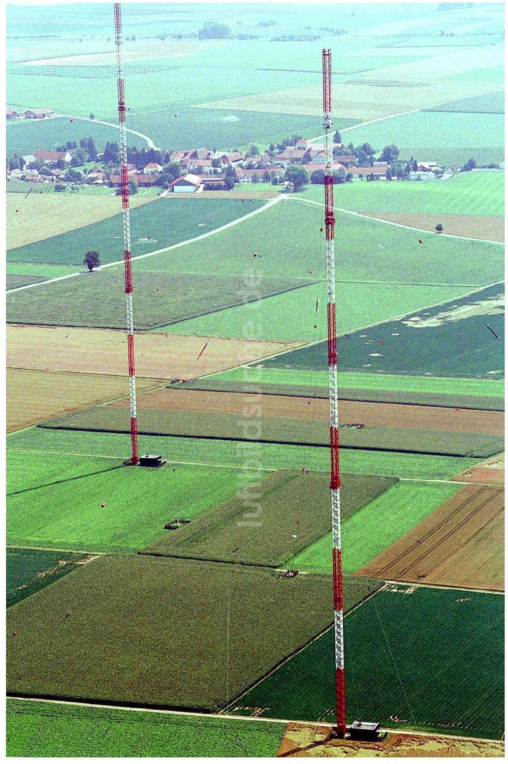 Deggendorf von oben - Sendemast östlich von Deggendorf