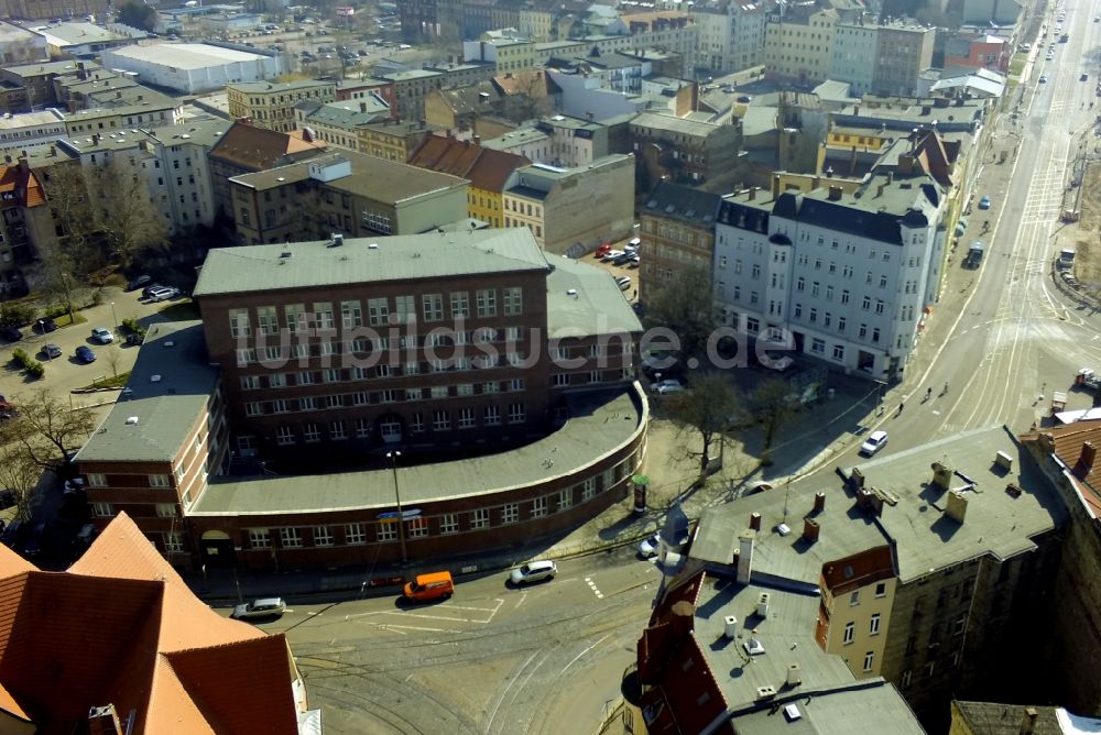 Halle (Saale) aus der Vogelperspektive: Seniorenpflegeheim am Steintorpalais in Halle (Saale) im Bundesland Sachsen-Anhalt