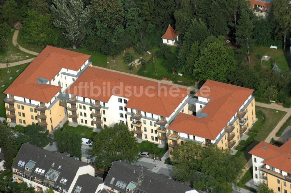 Luftaufnahme Berlin - Seniorenwohnheim des petruswerk Katholische Wohnungsbau- und Siedlungsgesellschaft mbH in Alt-Lankwitz